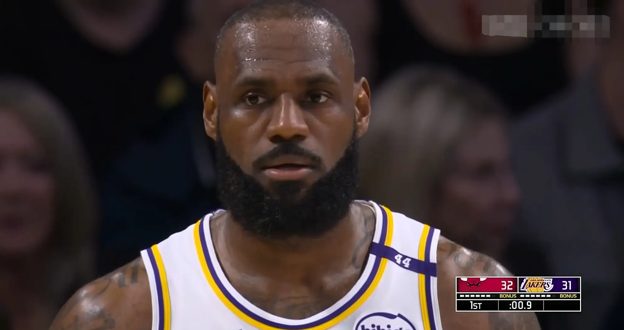 九游体育- MAD教练压力巨大！，詹姆斯遭遇二十持续失利比赛高潮迭起